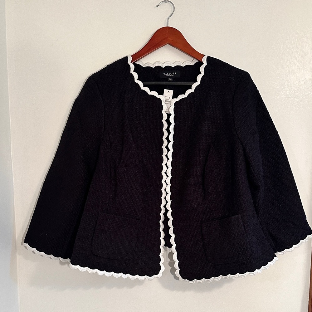Women’s Blazer NWT Sz 18